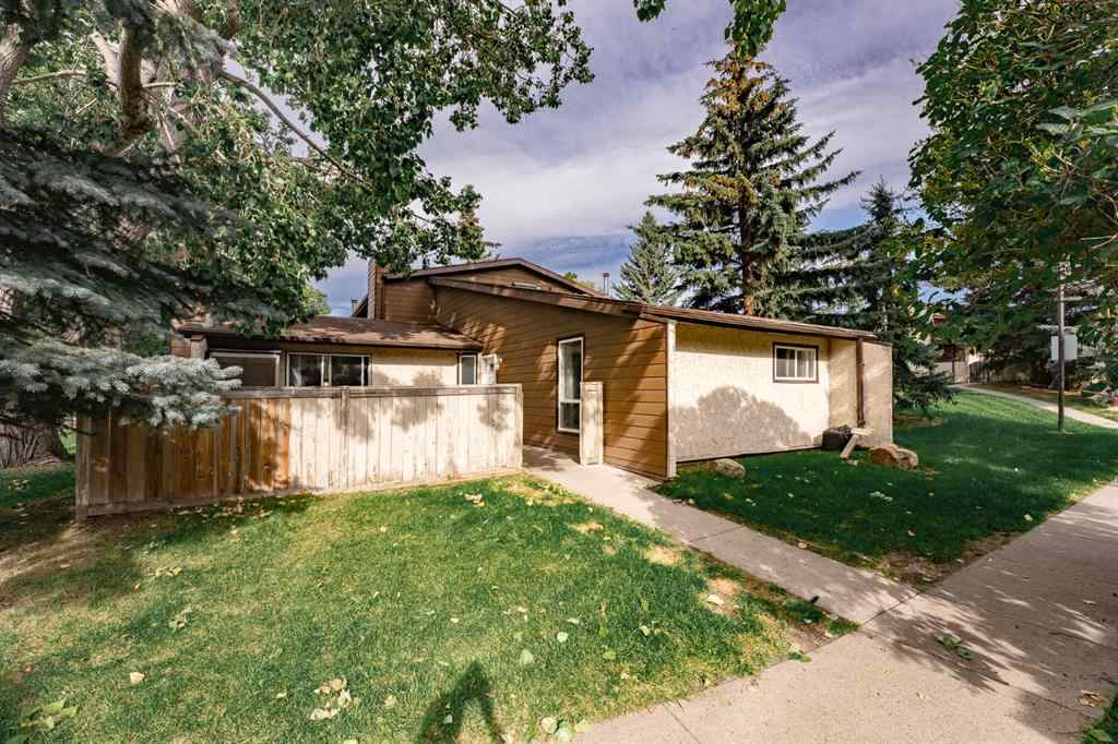 MLS® A2251999 - Unit #223 5404 10 Avenue SE in Penbrooke Meadows Calgary, Residential