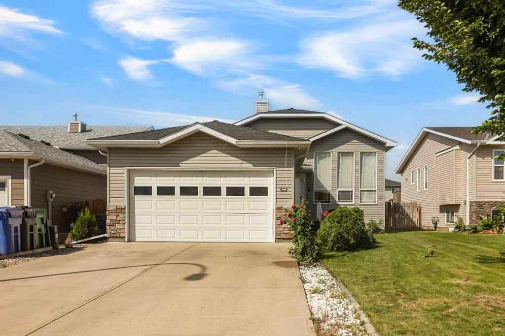 MLS® A2252000 - 409 Red Crow Boulevard W in Indian Battle Heights Lethbridge, Residential