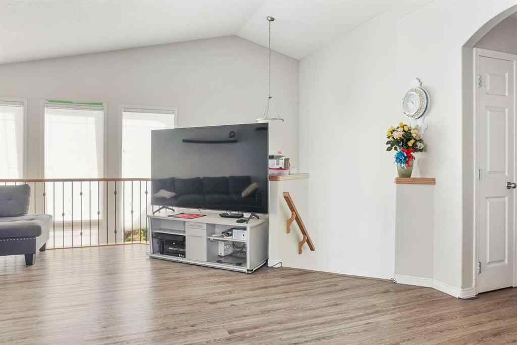 MLS® A2252000 - 409 Red Crow Boulevard W in Indian Battle Heights Lethbridge, Residential