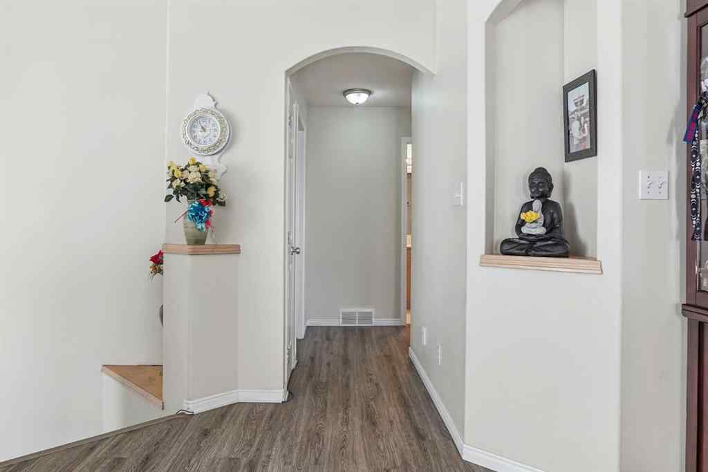MLS® A2252000 - 409 Red Crow Boulevard W in Indian Battle Heights Lethbridge, Residential