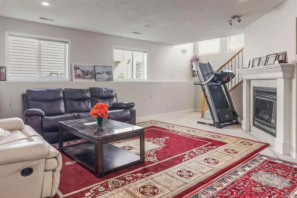 MLS® A2252000 - 409 Red Crow Boulevard W in Indian Battle Heights Lethbridge, Residential