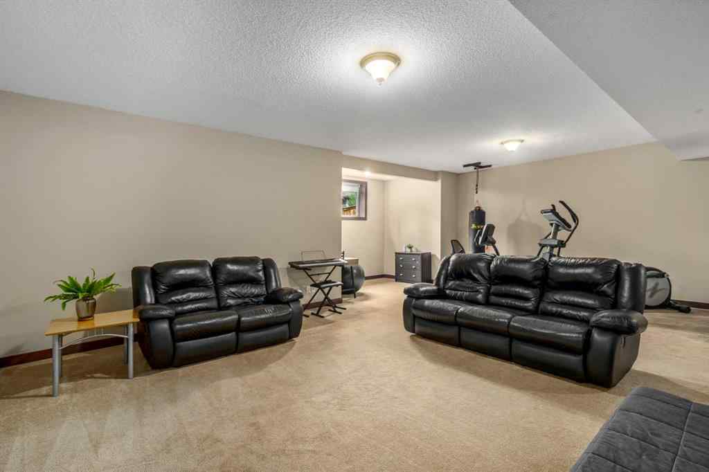 MLS® A2252005 - 26 Mahogany Green SE in Mahogany Calgary, Residential