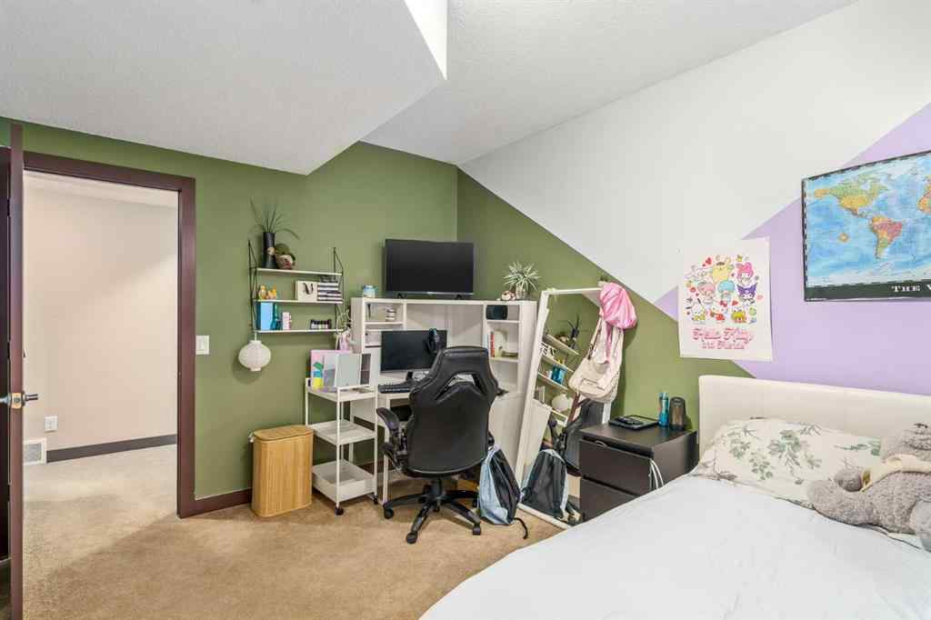 MLS® A2252005 - 26 Mahogany Green SE in Mahogany Calgary, Residential