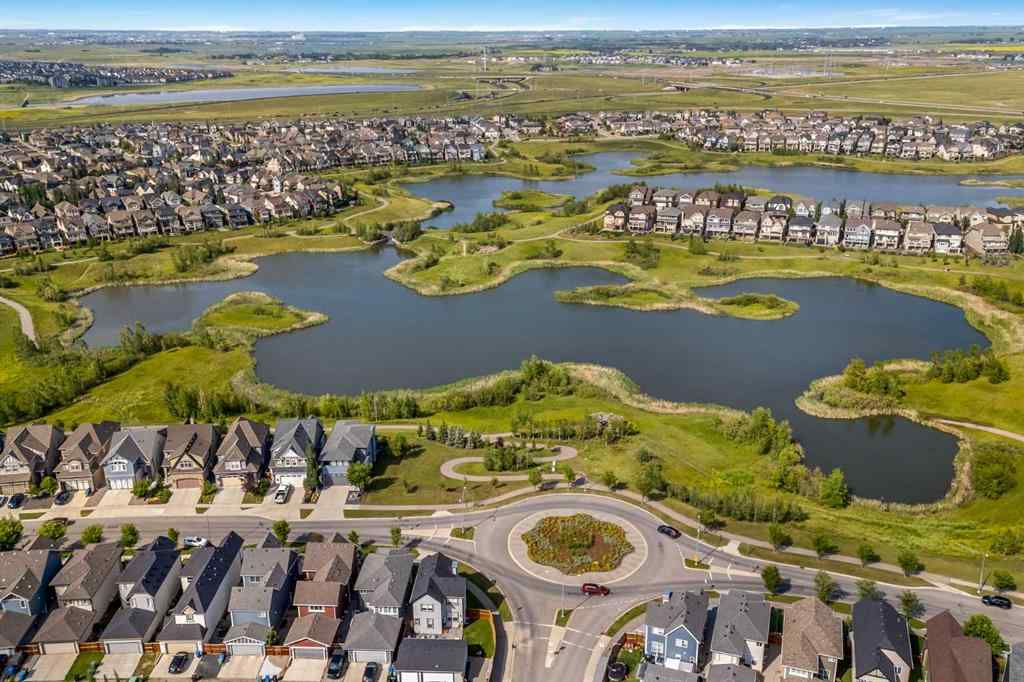 MLS® A2252005 - 26 Mahogany Green SE in Mahogany Calgary, Residential