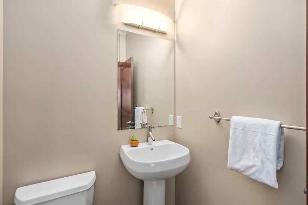 MLS® A2252005 - 26 Mahogany Green SE in Mahogany Calgary, Residential