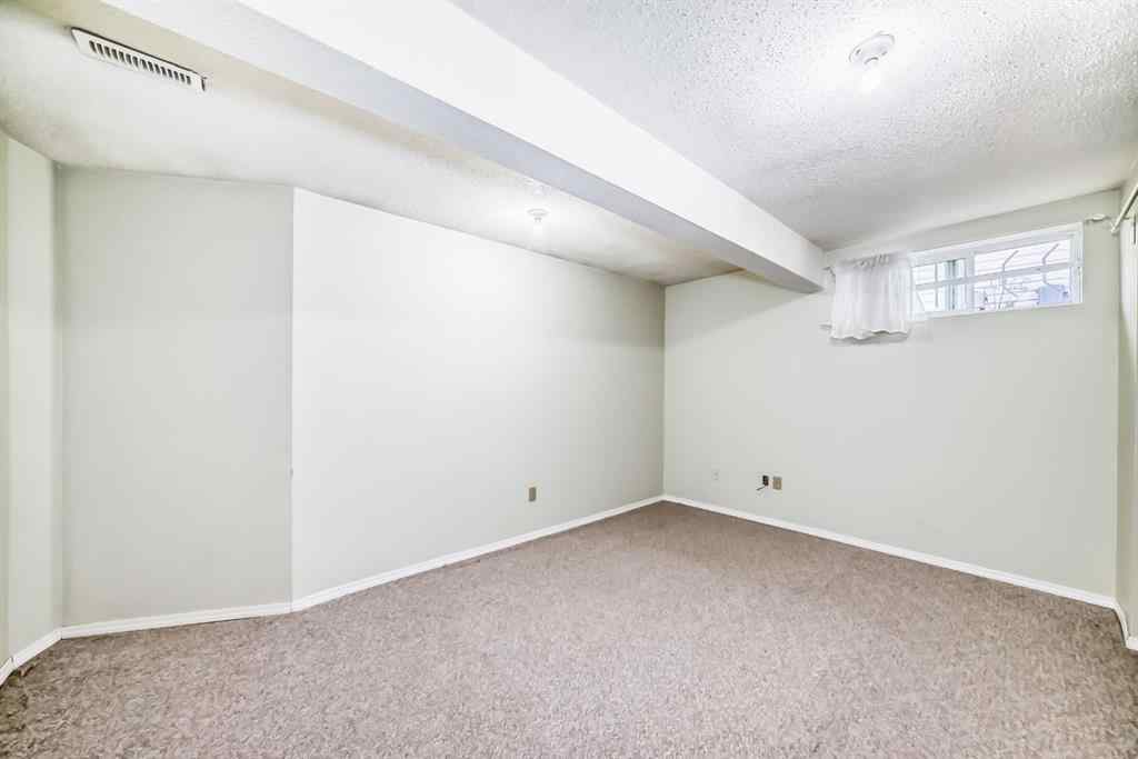 MLS® A2252009 - 105 Del Ray Road  in Monterey Park Calgary, Residential