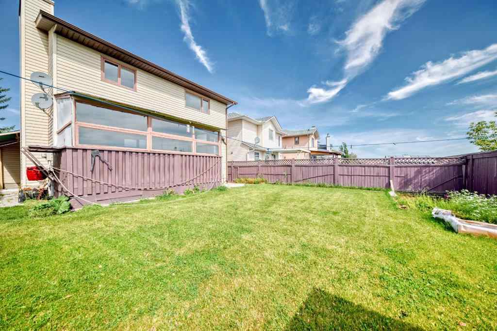 MLS® A2252009 - 105 Del Ray Road  in Monterey Park Calgary, Residential