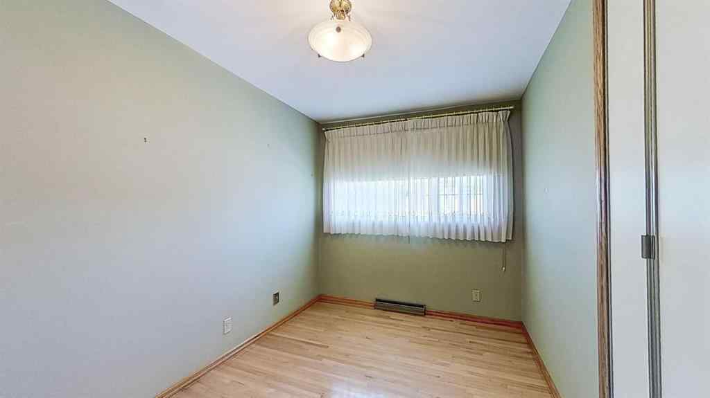 MLS® A2252013 - 47 Montrose Crescent NE in Winston Heights/Mountview Calgary, Residential