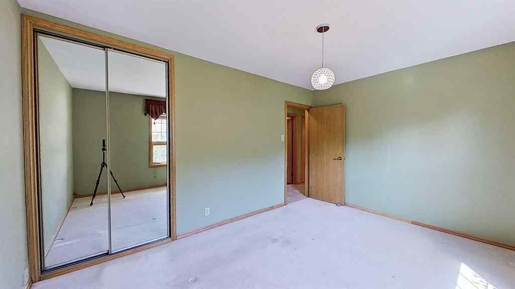 MLS® A2252013 - 47 Montrose Crescent NE in Winston Heights/Mountview Calgary, Residential