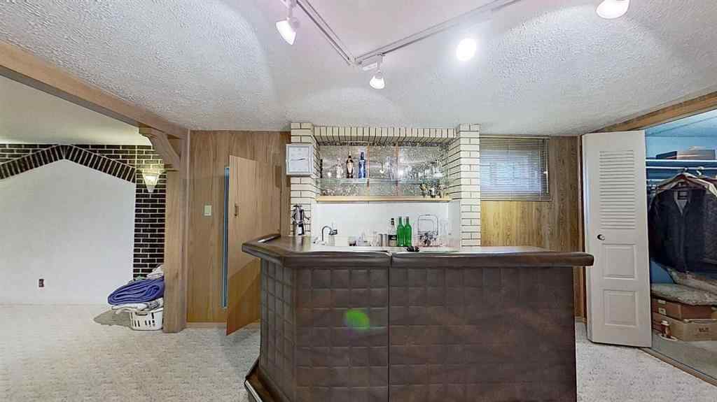 MLS® A2252013 - 47 Montrose Crescent NE in Winston Heights/Mountview Calgary, Residential