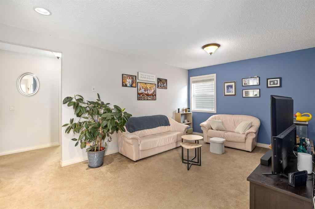 MLS® A2252030 - 112 Sunset View  in Sunset Ridge Cochrane, Residential