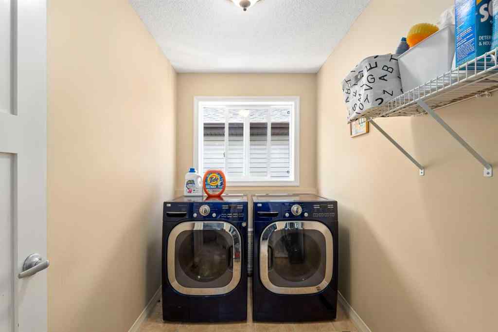 MLS® A2252030 - 112 Sunset View  in Sunset Ridge Cochrane, Residential