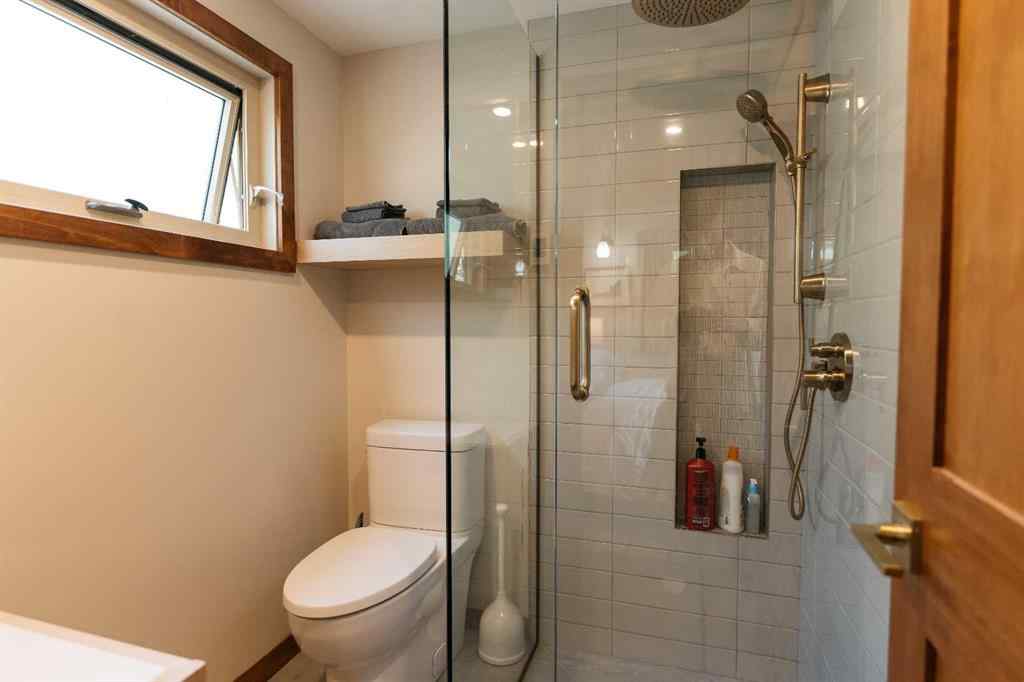 MLS® A2252035 - 391 Birchcliff Road  in NONE Birchcliff, Residential