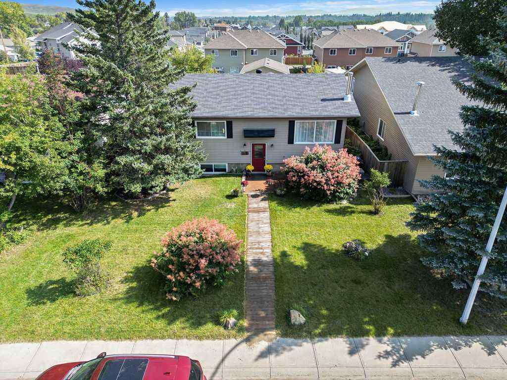 MLS® A2252036 - 201 Robert Street SW in NONE Diamond Valley, Residential