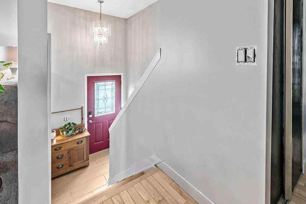 MLS® A2252036 - 201 Robert Street SW in NONE Diamond Valley, Residential