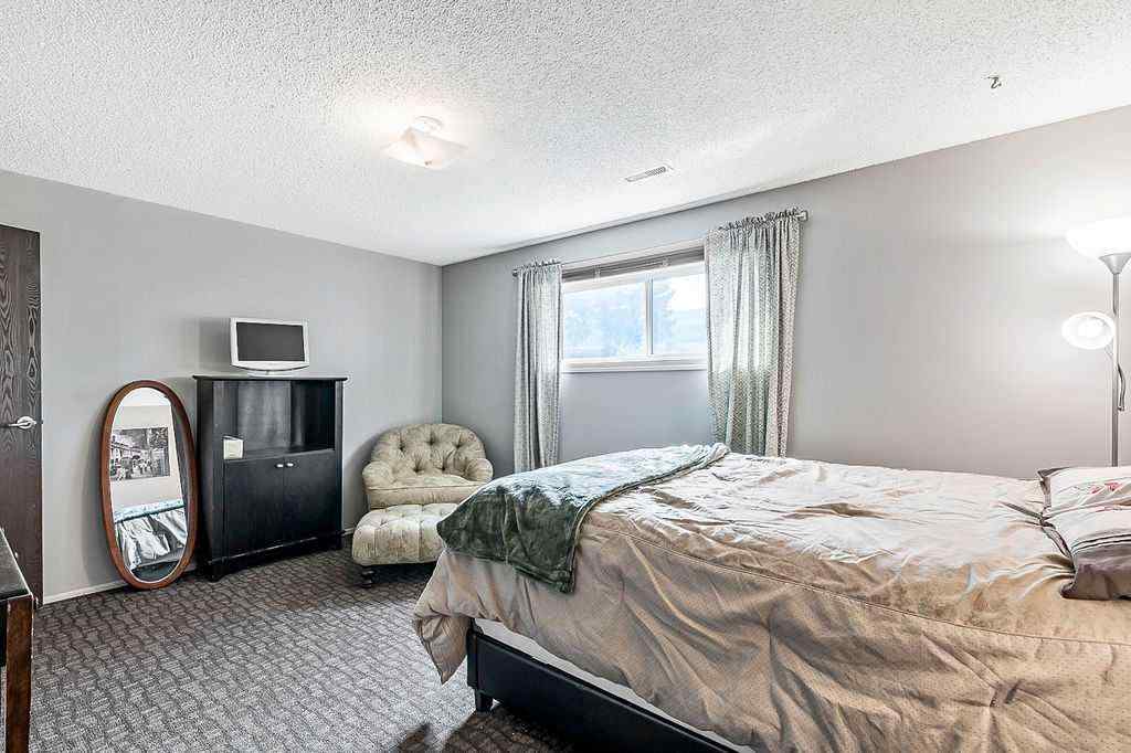 MLS® A2252036 - 201 Robert Street SW in NONE Diamond Valley, Residential