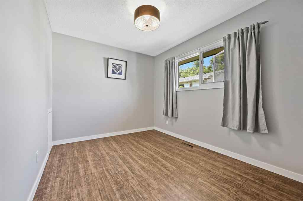 MLS® A2252037 - 708 101 Avenue SW in Southwood Calgary, Residential