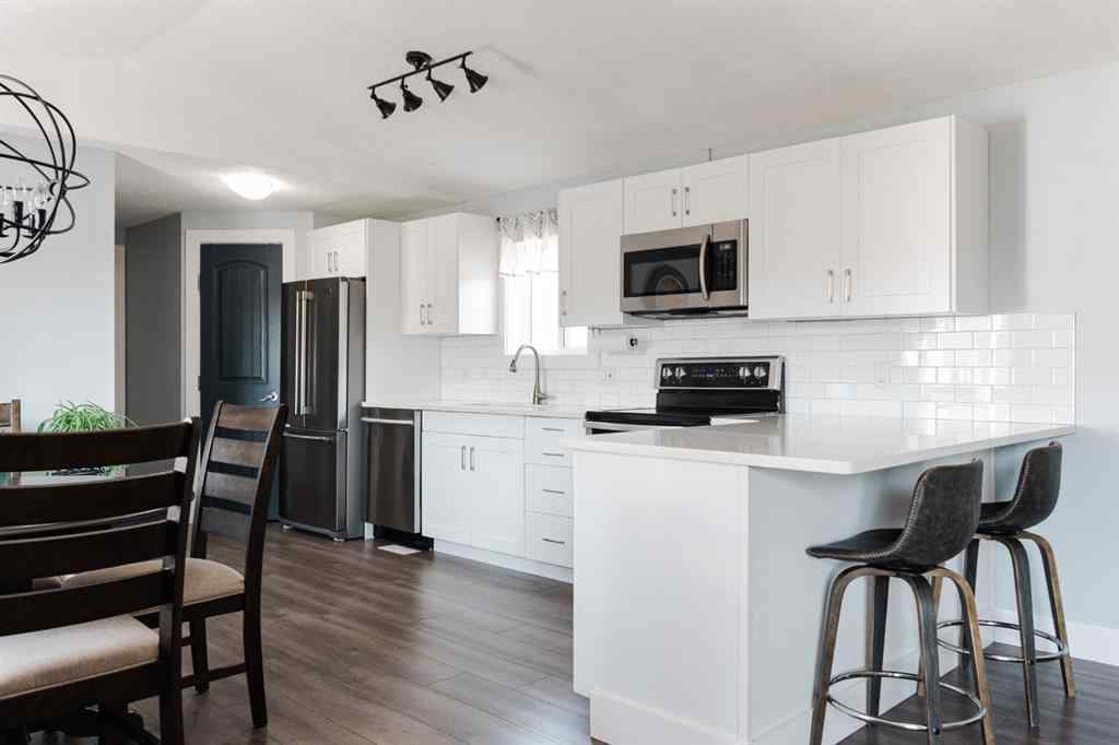 MLS® A2252039 - 253 Grenfell Crescent  in Gregoire Park Fort McMurray, Residential