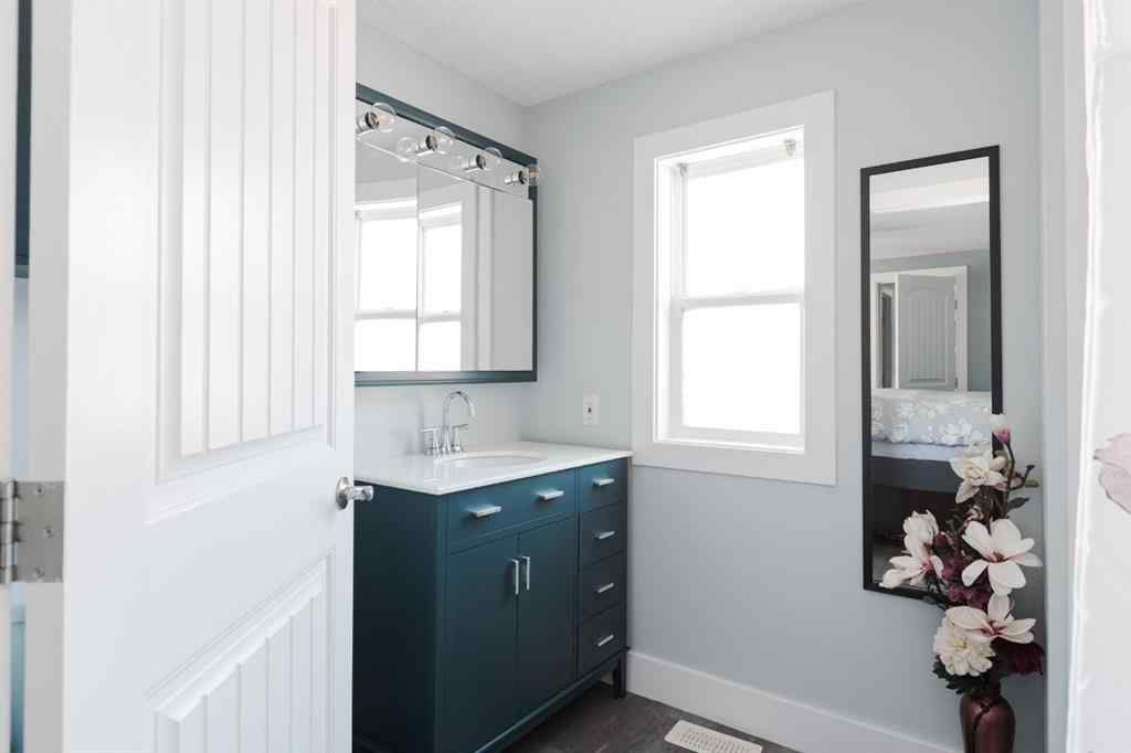 MLS® A2252039 - 253 Grenfell Crescent  in Gregoire Park Fort McMurray, Residential