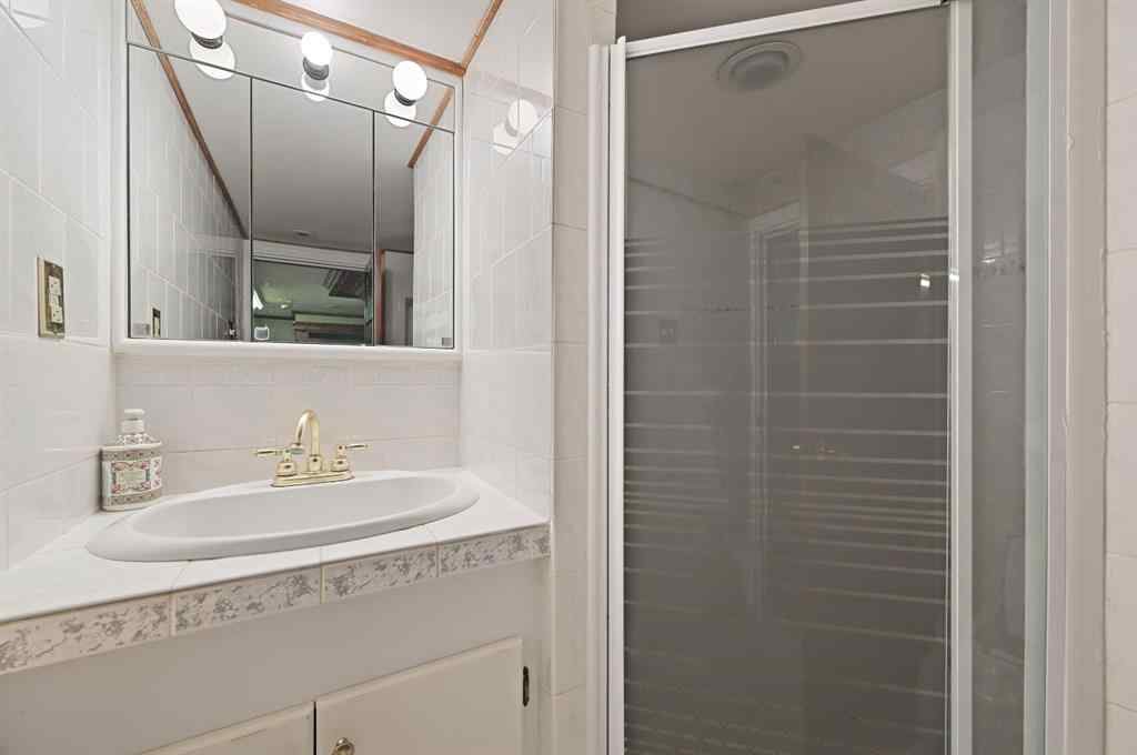 MLS® A2252041 - 1215 14 Avenue SW in Beltline Calgary, Commercial