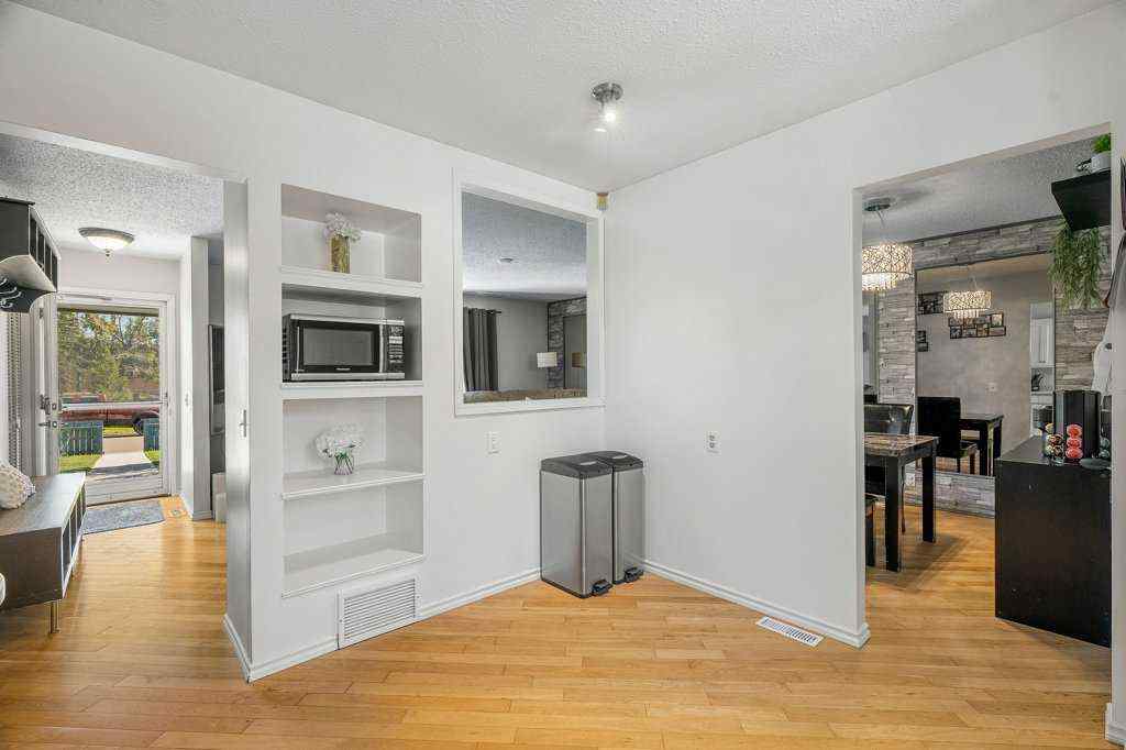 MLS® A2252045 - 159 Rundlehorn Crescent NE in Rundle Calgary, Residential