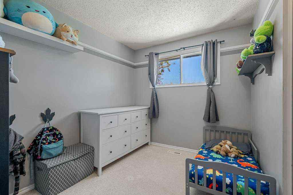 MLS® A2252045 - 159 Rundlehorn Crescent NE in Rundle Calgary, Residential