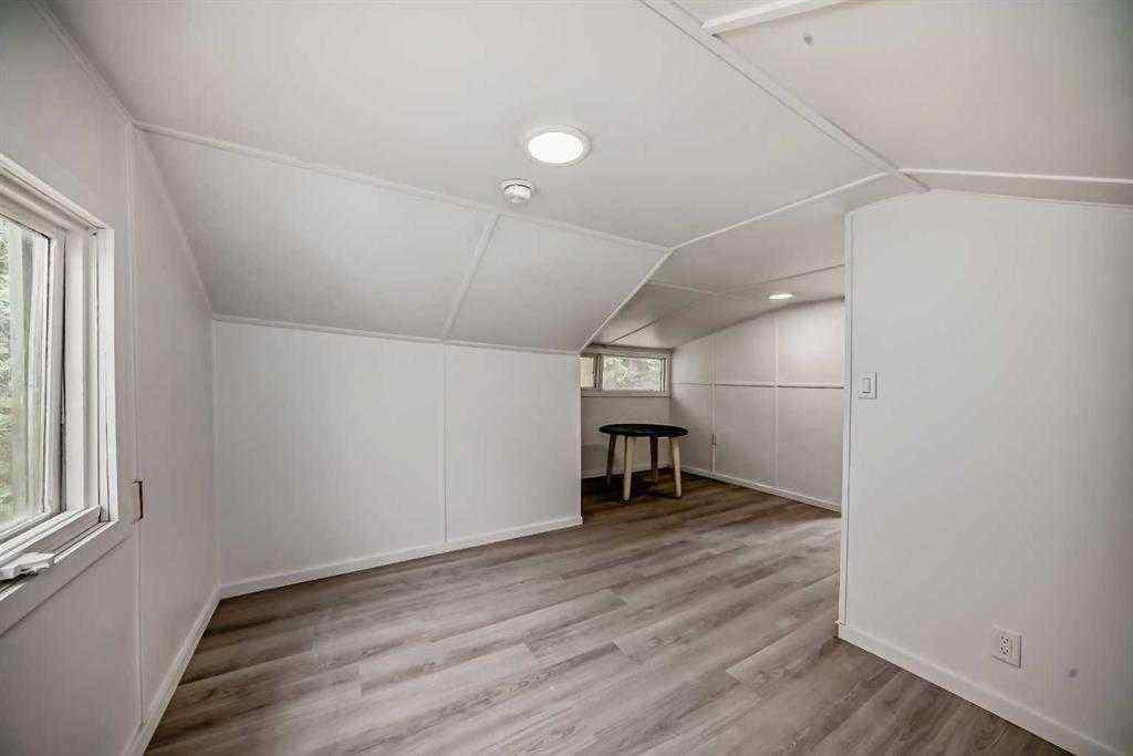 MLS® A2252047 - 4734 50 Street  in Downtown Sylvan Lake, Residential
