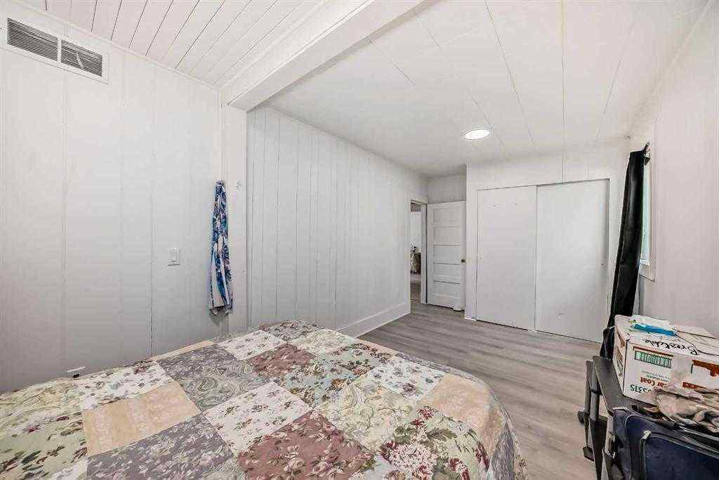 MLS® A2252047 - 4734 50 Street  in Downtown Sylvan Lake, Residential
