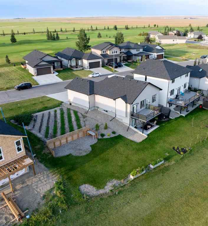 MLS® A2252049 - 702 Fairways Drive  in NONE Vulcan, Residential