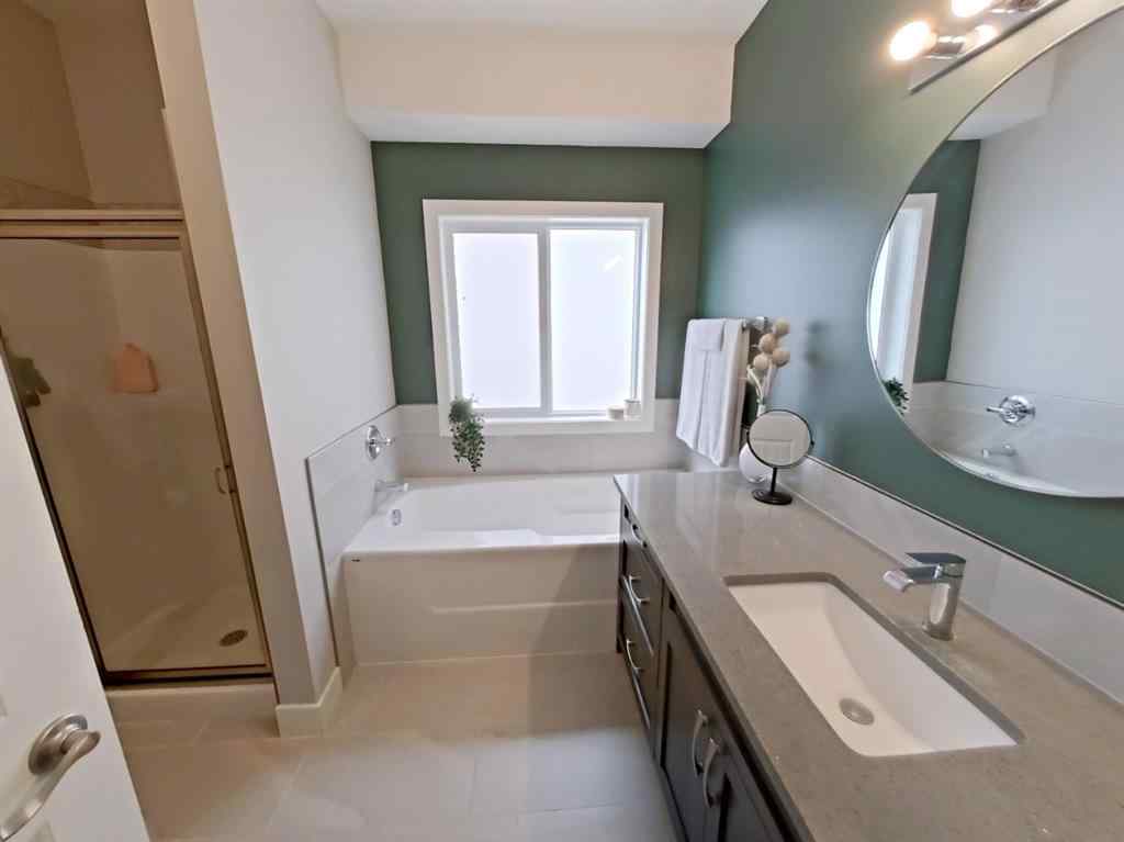 MLS® A2252049 - 702 Fairways Drive  in NONE Vulcan, Residential