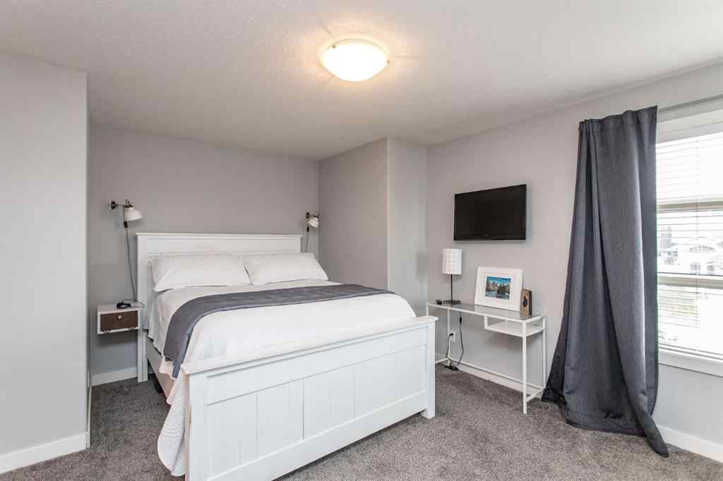 MLS® A2252051 - 6170 Orr Drive  in Oriole Park West Red Deer, Residential