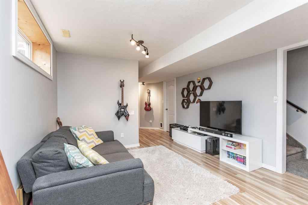 MLS® A2252051 - 6170 Orr Drive  in Oriole Park West Red Deer, Residential