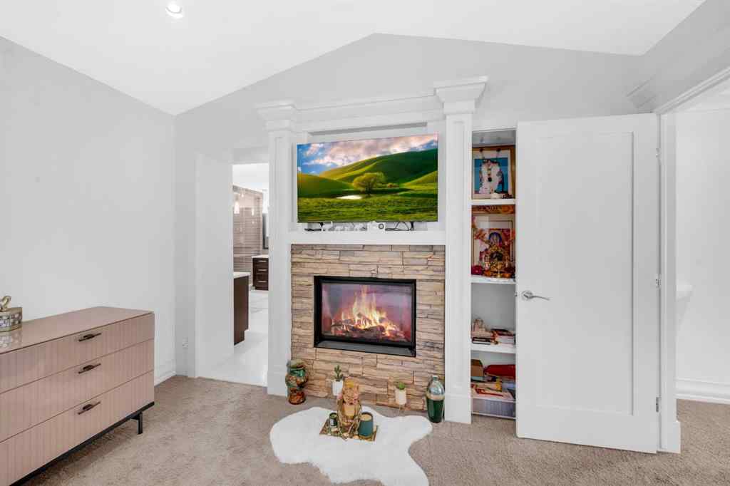MLS® A2252065 - 56 Rockyvale Green NW in Rocky Ridge Calgary, Residential