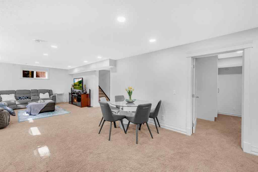 MLS® A2252065 - 56 Rockyvale Green NW in Rocky Ridge Calgary, Residential