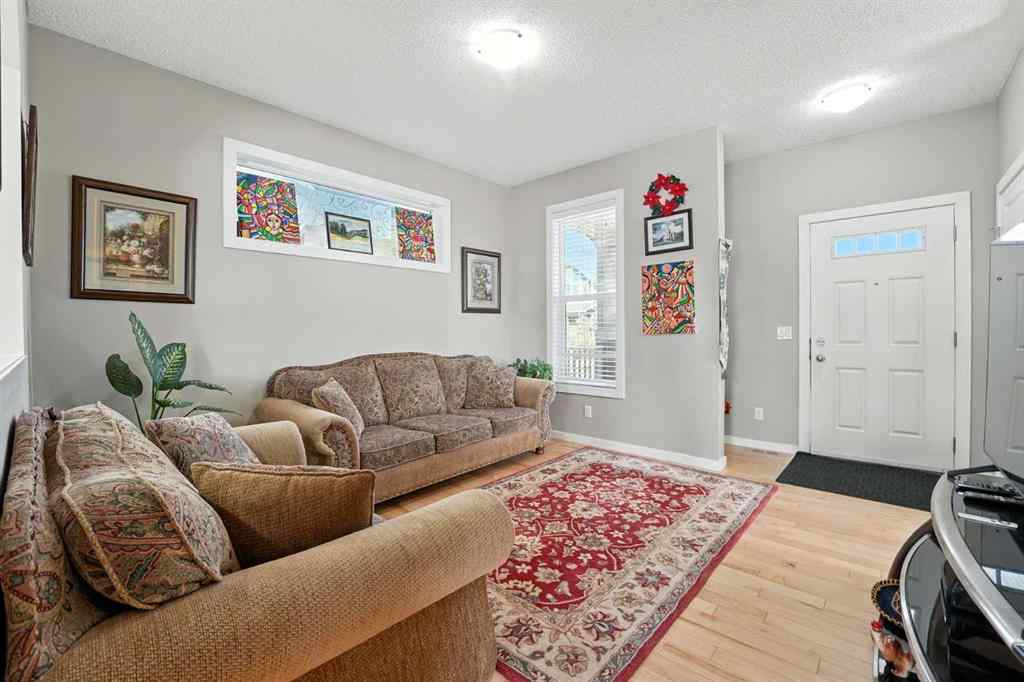 MLS® A2252066 - 220 Legacy Crescent SE in Legacy Calgary, Residential