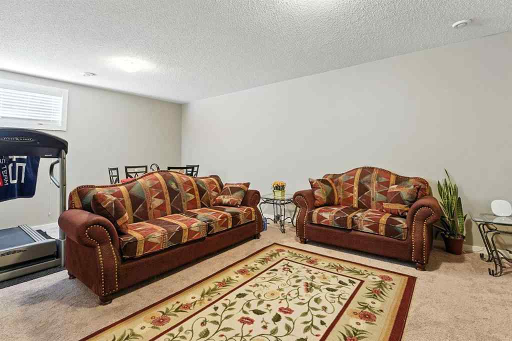 MLS® A2252066 - 220 Legacy Crescent SE in Legacy Calgary, Residential