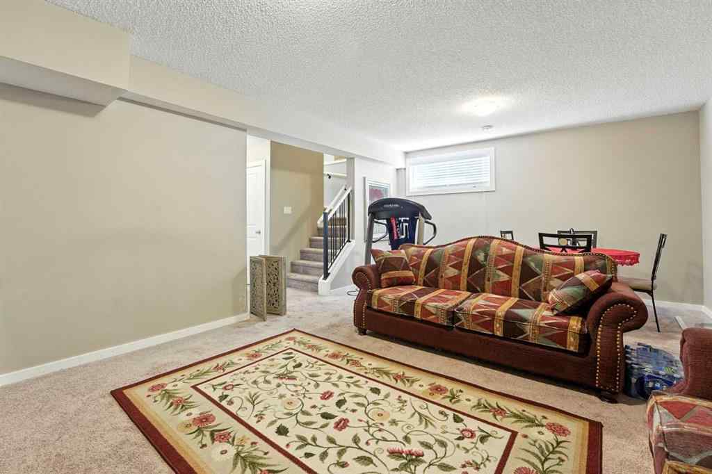 MLS® A2252066 - 220 Legacy Crescent SE in Legacy Calgary, Residential