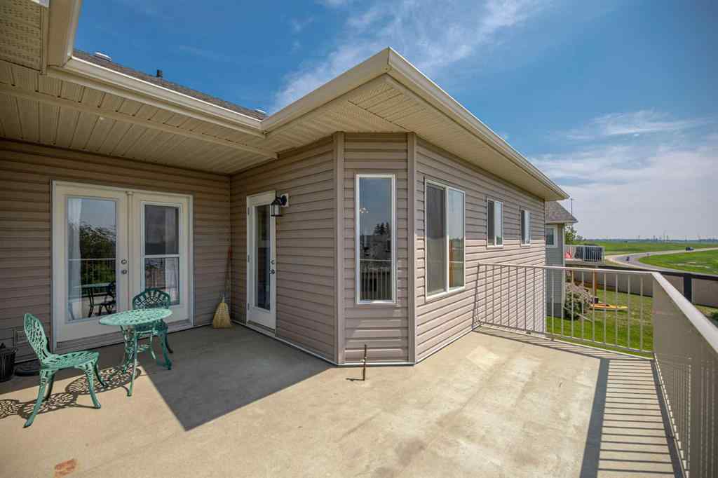 MLS® A2252080 - 152 Cove Rise  in The Cove Chestermere, Residential