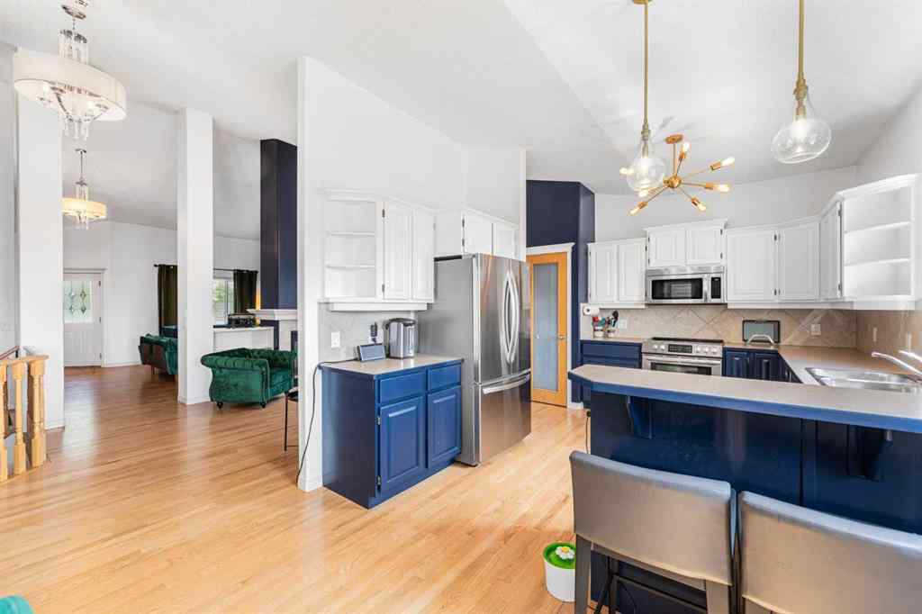 MLS® A2252080 - 152 Cove Rise  in The Cove Chestermere, Residential