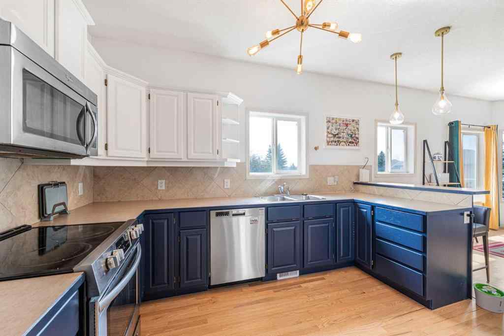 MLS® A2252080 - 152 Cove Rise  in The Cove Chestermere, Residential