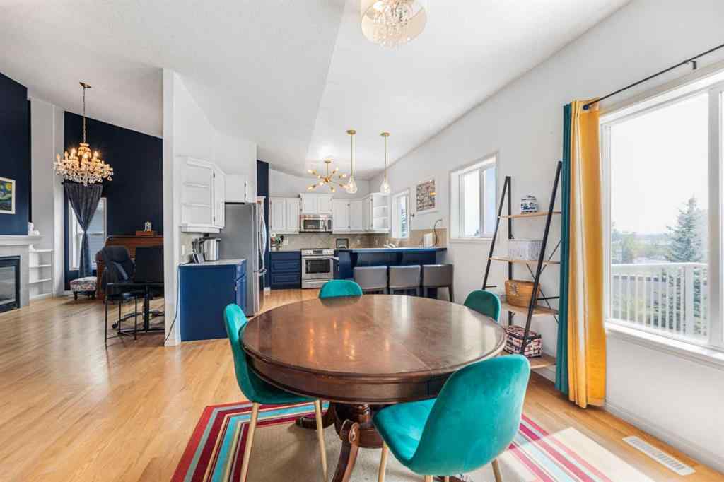 MLS® A2252080 - 152 Cove Rise  in The Cove Chestermere, Residential