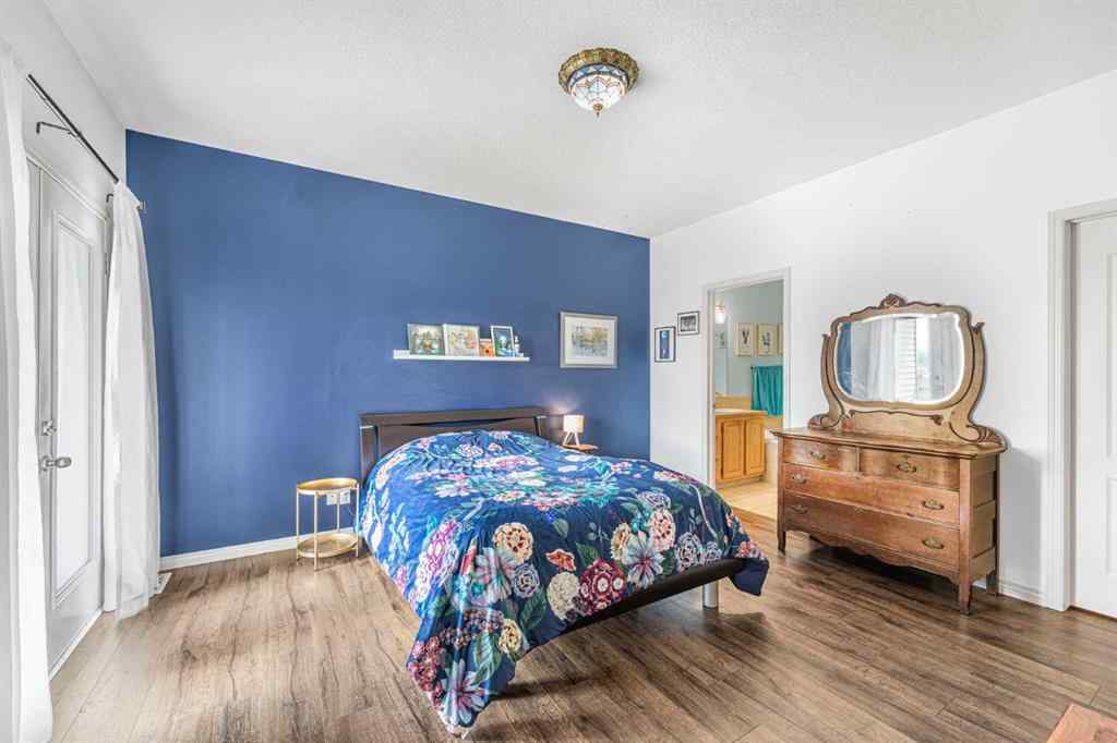 MLS® A2252080 - 152 Cove Rise  in The Cove Chestermere, Residential