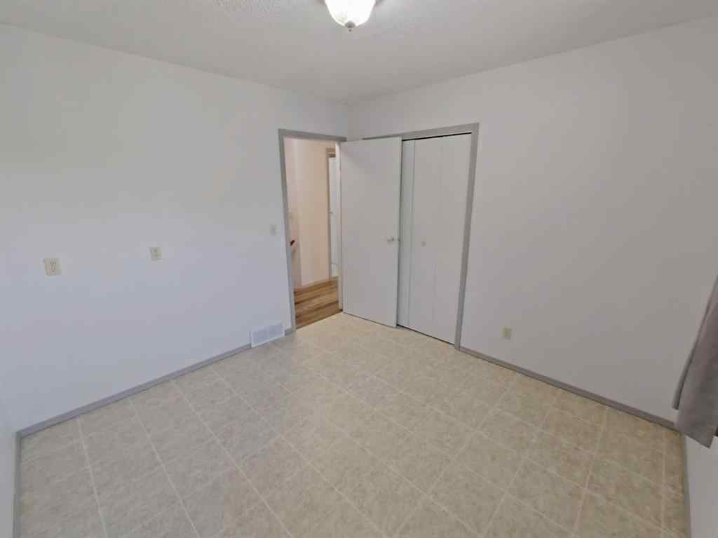 MLS® A2252082 - 409 1 Street N in NONE Vulcan, Residential