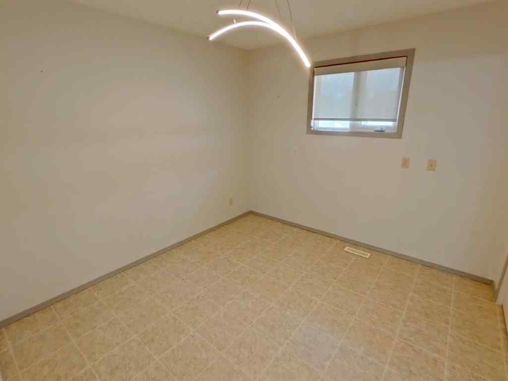 MLS® A2252082 - 409 1 Street N in NONE Vulcan, Residential