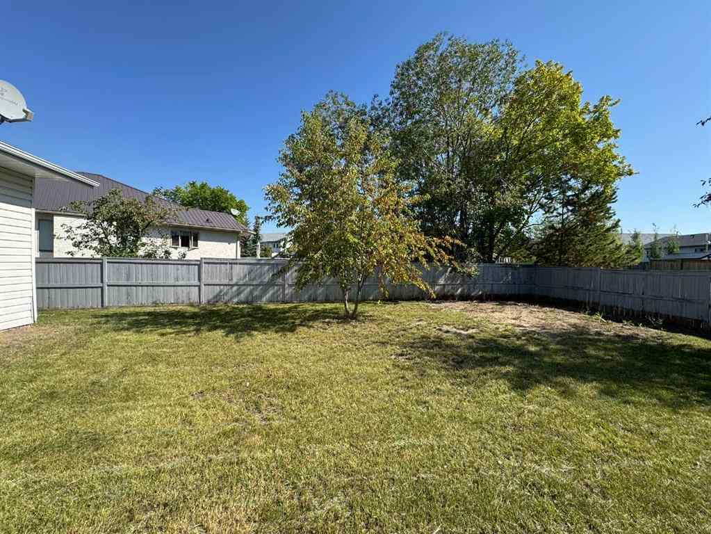 MLS® A2252098 - 898 Birch Street  in NONE Beaverlodge, Residential