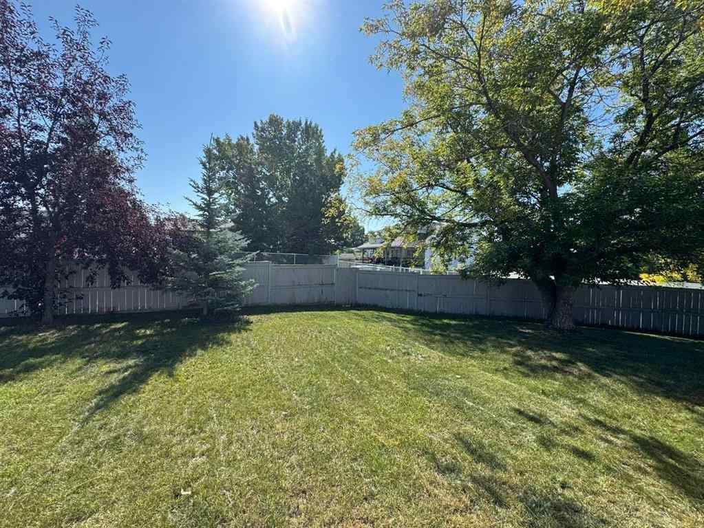 MLS® A2252098 - 898 Birch Street  in NONE Beaverlodge, Residential