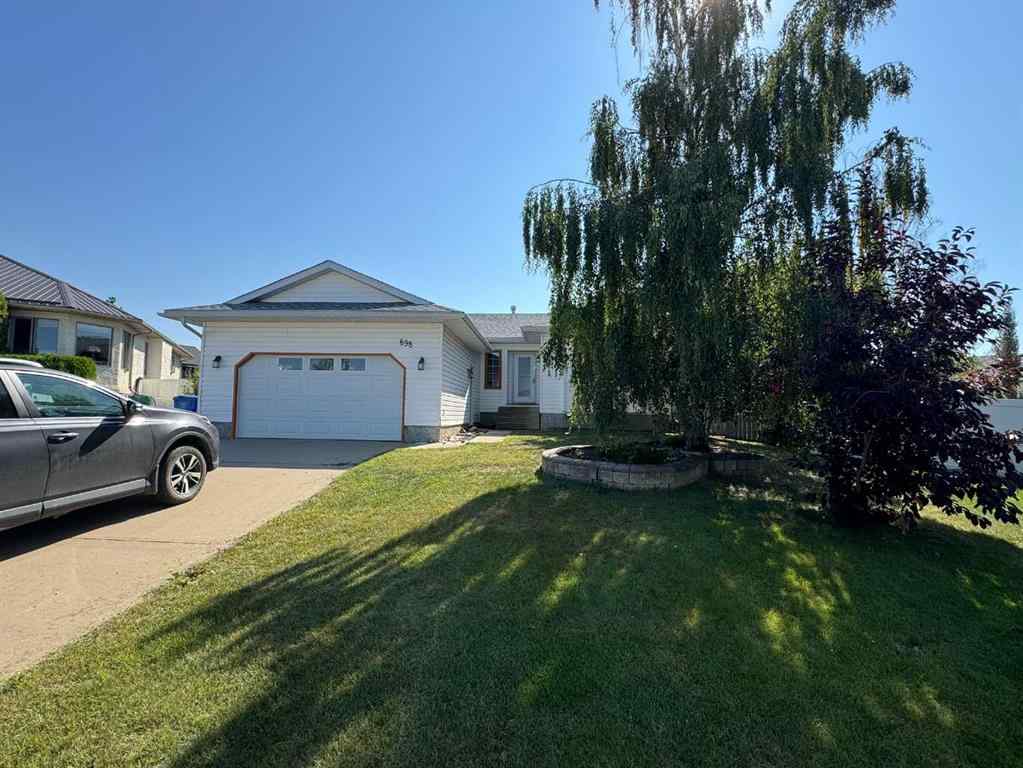 MLS® A2252098 - 898 Birch Street  in NONE Beaverlodge, Residential