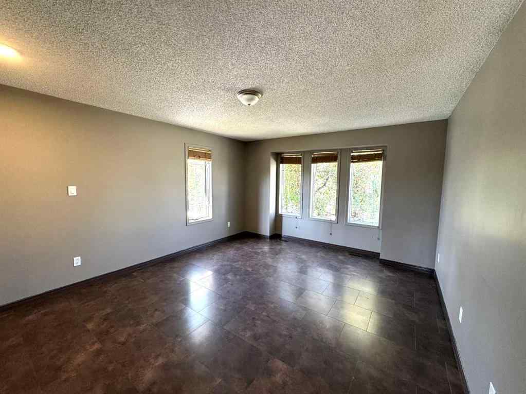 MLS® A2252098 - 898 Birch Street  in NONE Beaverlodge, Residential