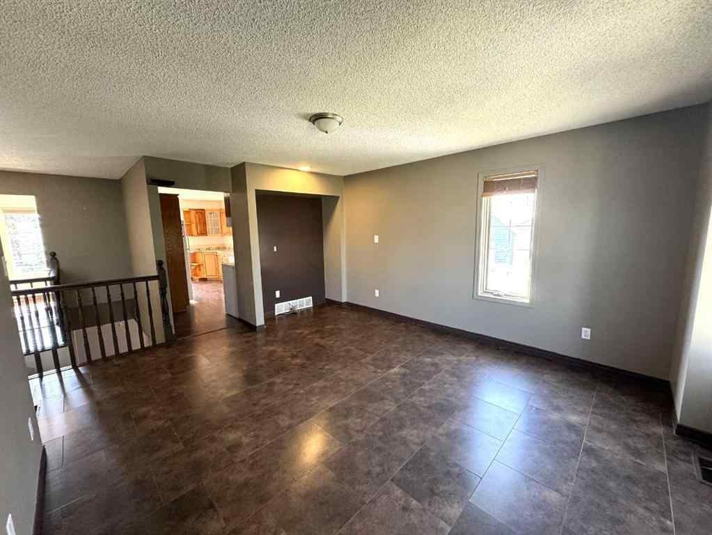 MLS® A2252098 - 898 Birch Street  in NONE Beaverlodge, Residential