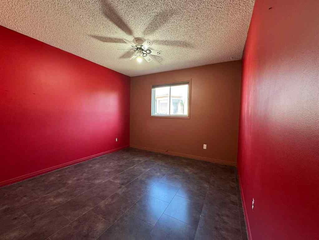 MLS® A2252098 - 898 Birch Street  in NONE Beaverlodge, Residential